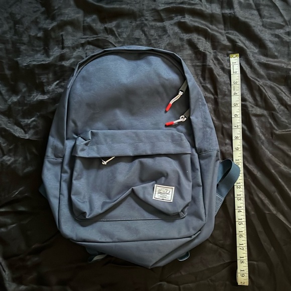 Herschel Supply Company Blue Bag with Classic Design and Durable Material - Picture 2 of 4